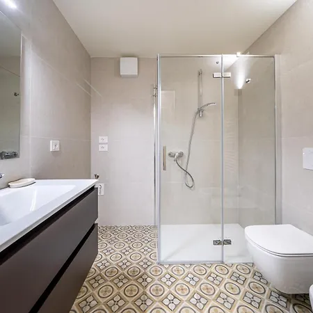 Hoomee Palazzo San Pietro Apartment *