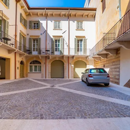 Hoomee Palazzo San Pietro