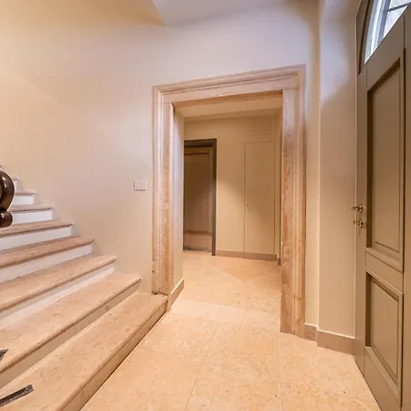 Hoomee Palazzo San Pietro * Verona